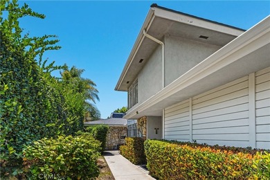 Potential! Potential! First time on the market in 50 years. This - photo 1