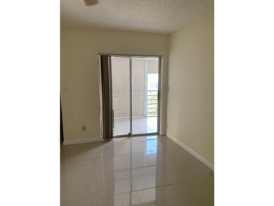 VERY NICE CONDO,SUNNY AND BRIGHT CORNER UNIT,SCREENED PATIO WITH - photo 5