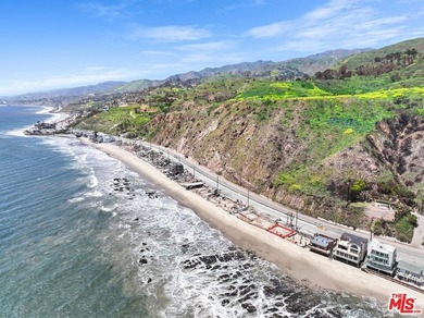 A Rare Coastal Canvas Awaits on the Iconic Pacific Coast Highway - photo 4