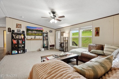 MOVE-IN READY - BUILT IN 2019 - 4 BEDROOMS - 1 ACRE - SELLER - photo 4
