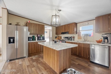 MOVE-IN READY - BUILT IN 2019 - 4 BEDROOMS - 1 ACRE - SELLER - photo 7