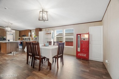 MOVE-IN READY - BUILT IN 2019 - 4 BEDROOMS - 1 ACRE - SELLER - photo 9