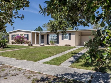 Northport Waterway Lakes and Canals Home Sale Pending in North Port Florida