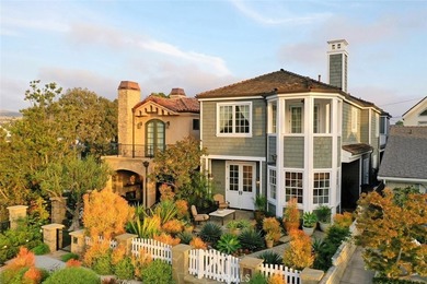 Elegant, contemporary Cape Cod living awaits just two blocks - photo 1