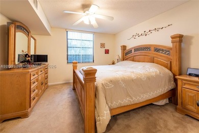 This 2 bedroom 2 bathroom 3rd floor condo on the water is - photo 12