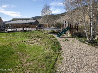 Rarely available in this neighborhood, this property stands out - photo 24