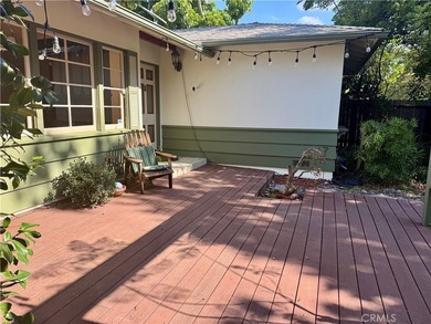 Welcome to 2310 N. Poinsettia, built in 1953 by Floyd Rogers in - photo 2