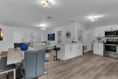 WELCOME TO THIS STUNNING HOME IN HOLLYWOOD HILLS, TOYALLY - photo 15