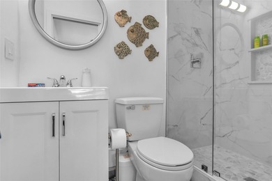 WELCOME TO THIS STUNNING HOME IN HOLLYWOOD HILLS, TOYALLY - photo 23