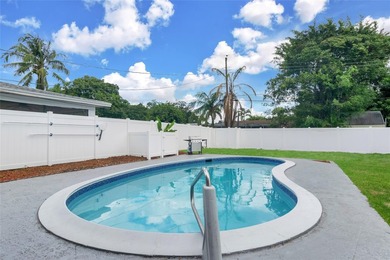 WELCOME TO THIS STUNNING HOME IN HOLLYWOOD HILLS, TOYALLY - photo 36