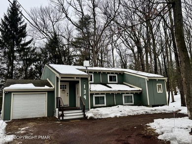 Lake Harmony Home For Sale in Lake Harmony Pennsylvania