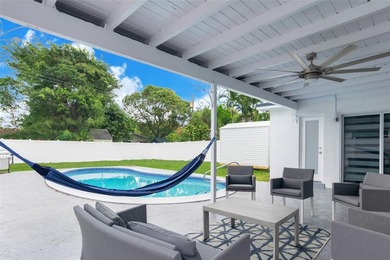 WELCOME TO THIS STUNNING HOME IN HOLLYWOOD HILLS, TOYALLY - photo 41
