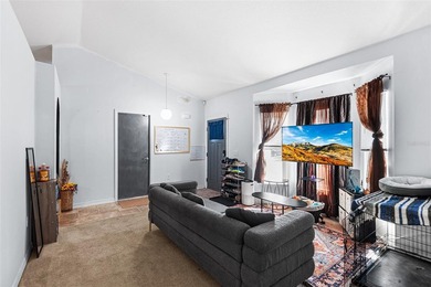 Seller Motivated!! Welcome to Royal Hills, where comfort, space - photo 7