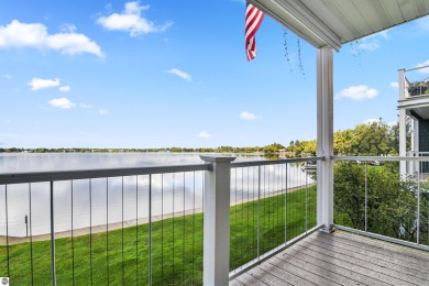 Lake Condo For Sale in Cadillac, Michigan