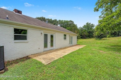 COUNTRY LIVING AT ITS BEST! Welcome to 1945 Pryor Road, where - photo 29