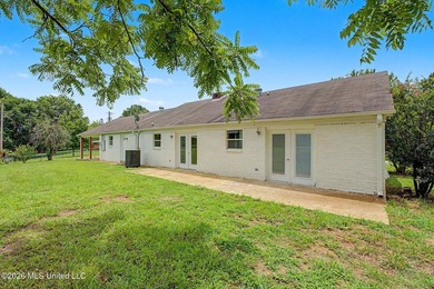 COUNTRY LIVING AT ITS BEST! Welcome to 1945 Pryor Road, where - photo 31