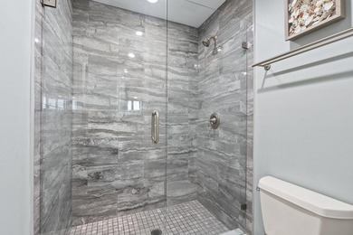 Enjoy stunning Intracoastal views from this 2BR/2BA second-floor - photo 8