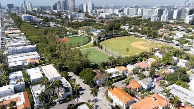 PARKEDGE - Fully Renovated 6 UNIT South Beach Multifamily - photo 21