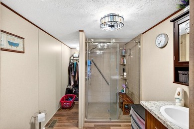 This property has everything you need and more!   No repairs to - photo 22