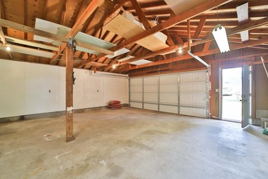 Experience the best of lake living in every season with this - photo 39