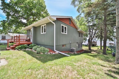 Experience the best of lake living in every season with this - photo 43