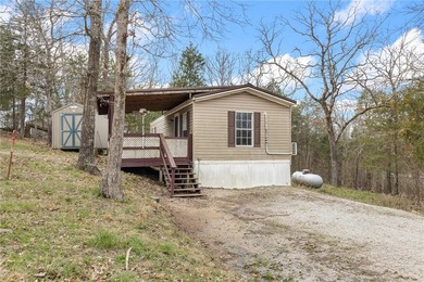 Escape to the lake with this cozy 1 bedroom, 1 bathroom retreat - photo 3