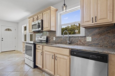 Charming older home on 2nd Street, recently updated! This 2,172 - photo 23