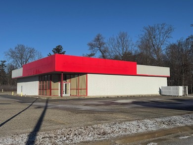 Exceptional commercial property offering outstanding exposure - photo 3