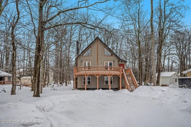 Lake Carobeth Home For Sale in Tobyhanna Pennsylvania
