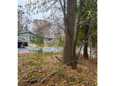 Lake Lot For Sale in Lake Villa, Illinois