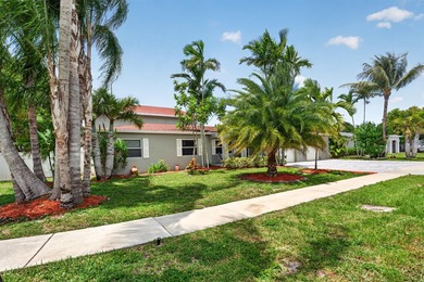 Stunning & fully expanded two-story pool home in the heart of - photo 4