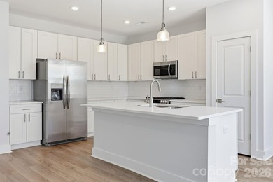 Welcome to easy living in this established 55+ community, now - photo 26