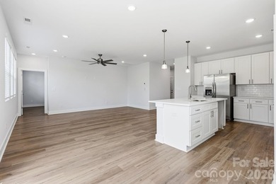 Welcome to easy living in this established 55+ community, now - photo 29