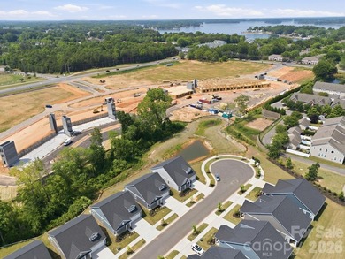 Welcome to easy living in this established 55+ community, now - photo 44