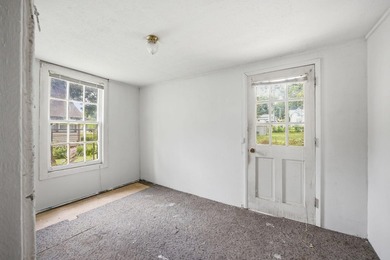 Large fenced in backyard, perfect for entertaining. Discover the - photo 10