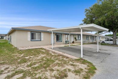 Under contract-accepting backup offers. Welcome to this - photo 3