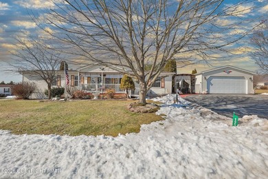 (private lake, pond, coastal) Home For Sale in Walnutport Pennsylvania