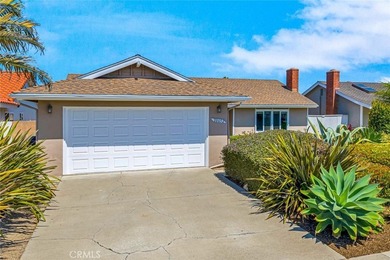 Welcome to this charming 4 bedroom, 1.75 bath single level home - photo 3