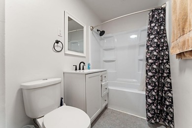From the moment you pull up, this beautifully updated 3-bedroom - photo 8