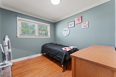 From the moment you pull up, this beautifully updated 3-bedroom - photo 10