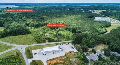 LOCATION, LOCATION, LOCATION! This prime mixed-use land sits - photo 2