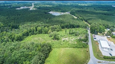 LOCATION, LOCATION, LOCATION! This prime mixed-use land sits - photo 3