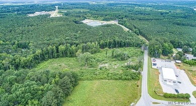 LOCATION, LOCATION, LOCATION! This prime mixed-use land sits - photo 4