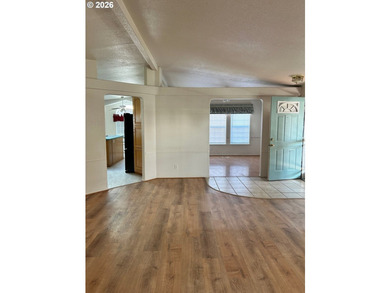 Rare owner-occupied/income property opportunity on Oregon's - photo 10