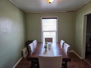 Under contract-accepting backup offers. Charming 3 bedroom, 1 - photo 10