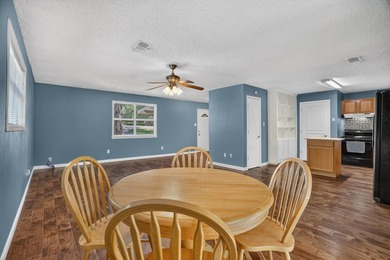Charming 2-bedroom, 1-bath home offering approximately 1,000 - photo 18