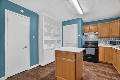 Charming 2-bedroom, 1-bath home offering approximately 1,000 - photo 20