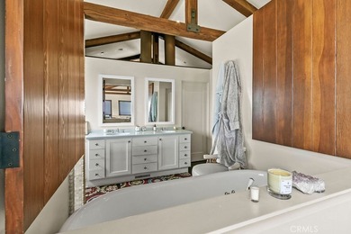 EMERALD BAY | RENTAL | 345 Emerald Bay presents a rare - photo 28