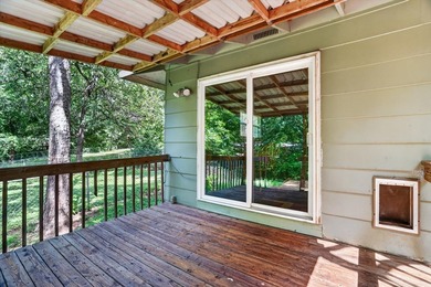 Charming 2-bedroom, 1-bath home offering approximately 1,000 - photo 32