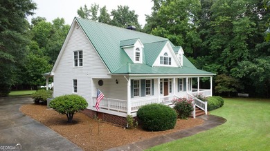 Lake living without the million dollar price tag! This one - photo 36